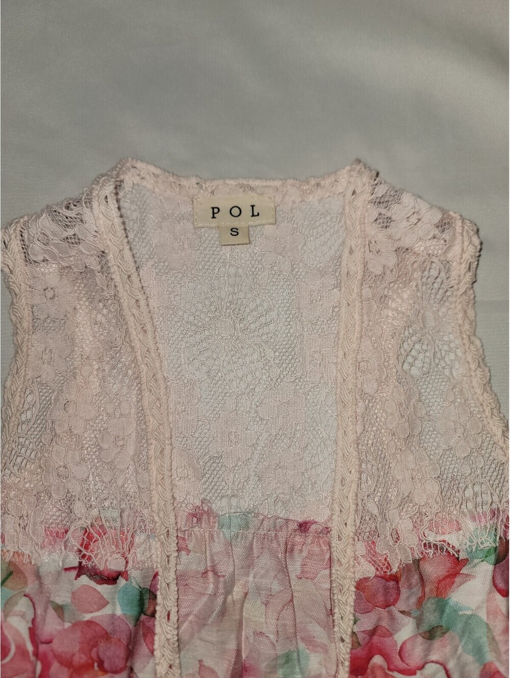 POL Floral Rose Lace Open Front Boho Top S Rayon